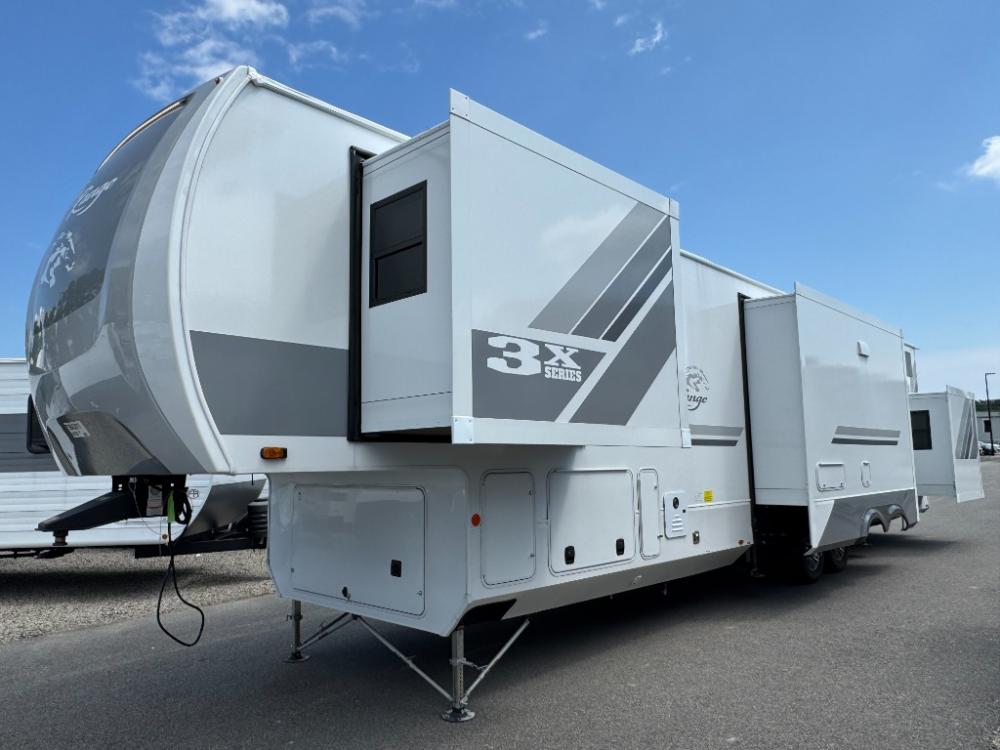 Brand New 2026 Highland Ridge RV Open Range 3X fifth wheel 390TBS