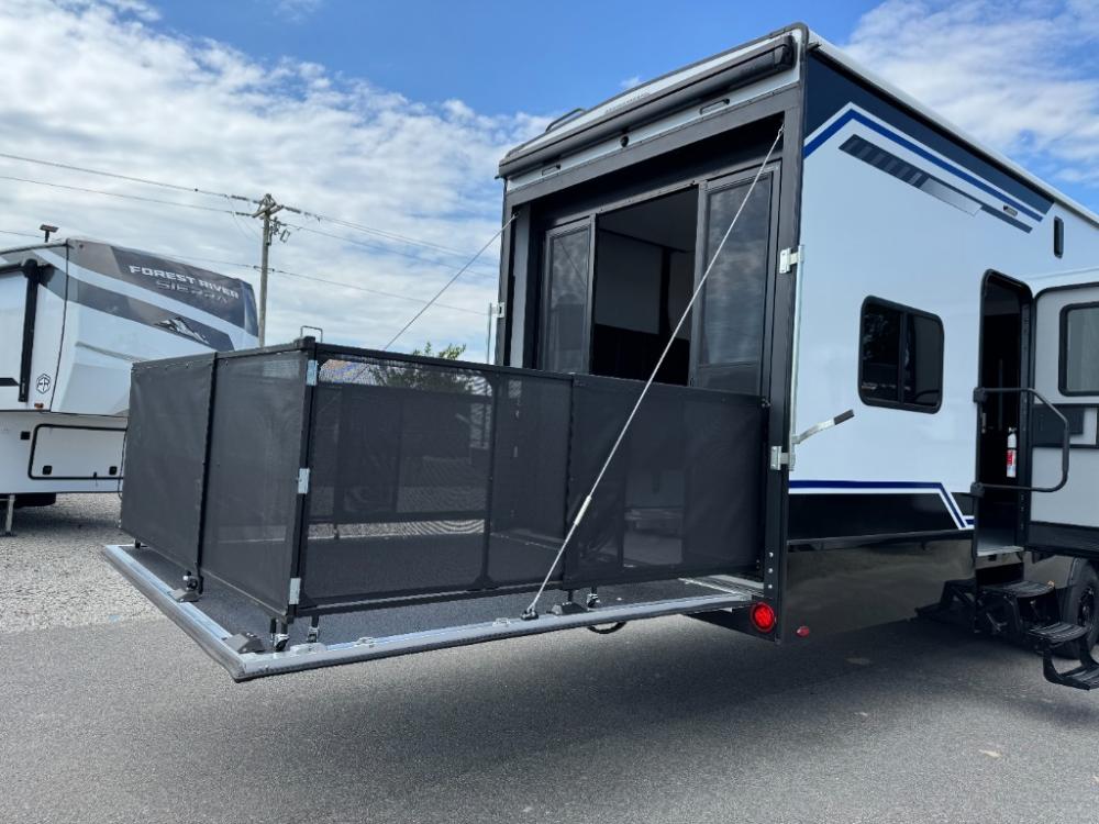 Brand New 2026 Keystone Fuzion Impact Edition toy hauler 367