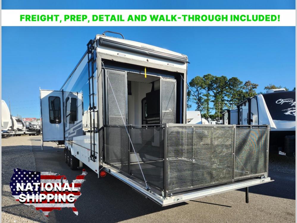 2025 Keystone RV Fuzion toy hauler 425