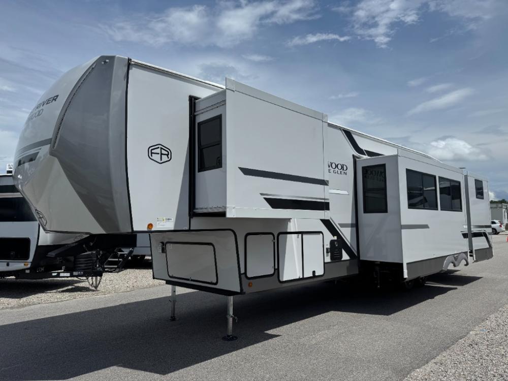 2026 Forest River Wildwood Heritage Glen fifth wheel 356QB