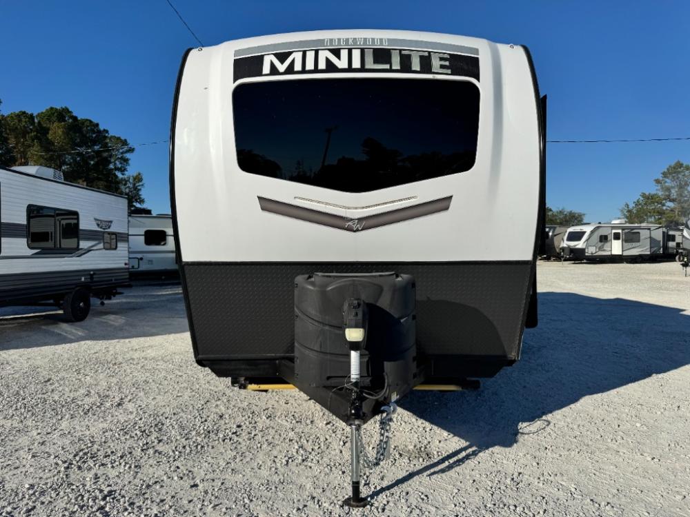 2023 Forest River RV Rockwood Mini Lite travel trailer 2511S