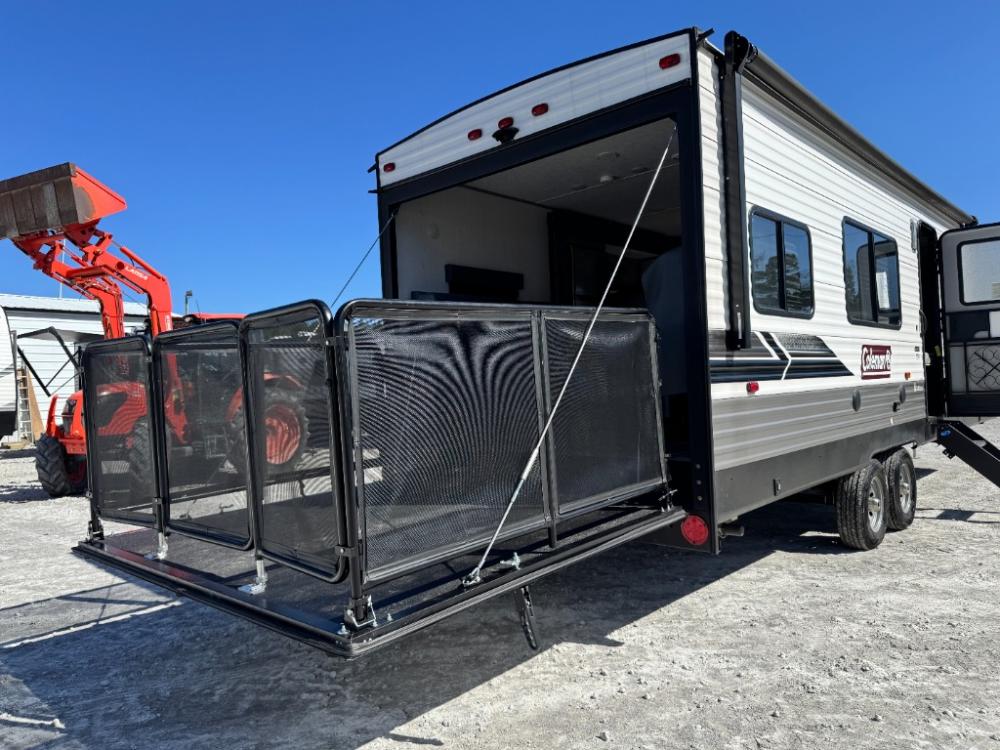 2022 Dutchmen Coleman Lantern Series toy hauler 270TQ