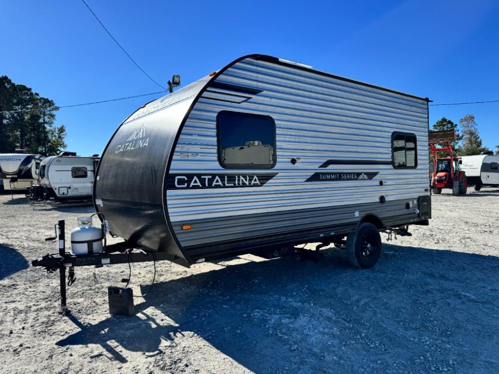 Brand New 2026 Catalina Summit Series 7 travel trailer 154RDX