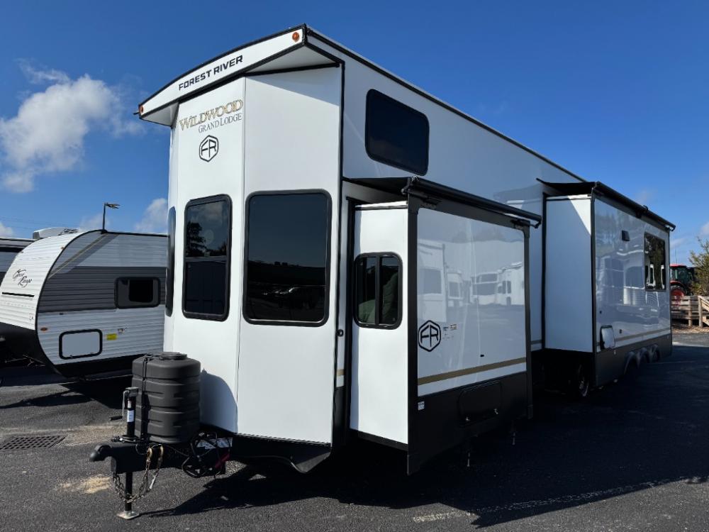 Brand New 2026 Forest River Wildwood Grand Lodge destination trailer 42ZEN