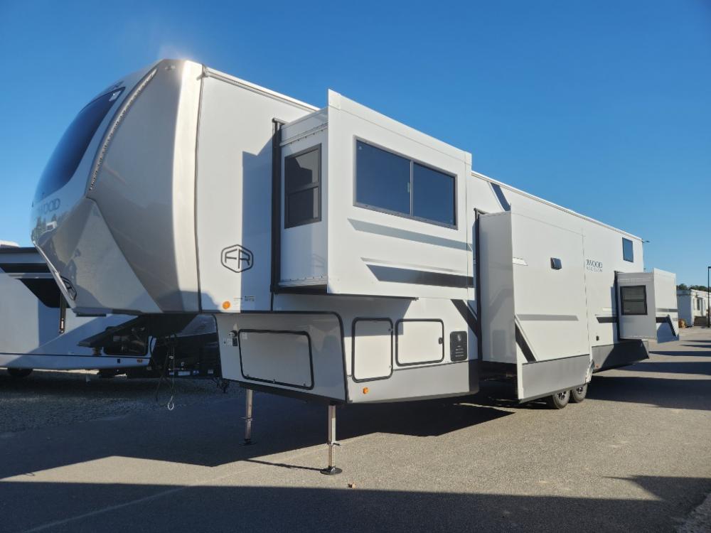 2026 Forest River Wildwood Heritage Glen fifth wheel 378FL