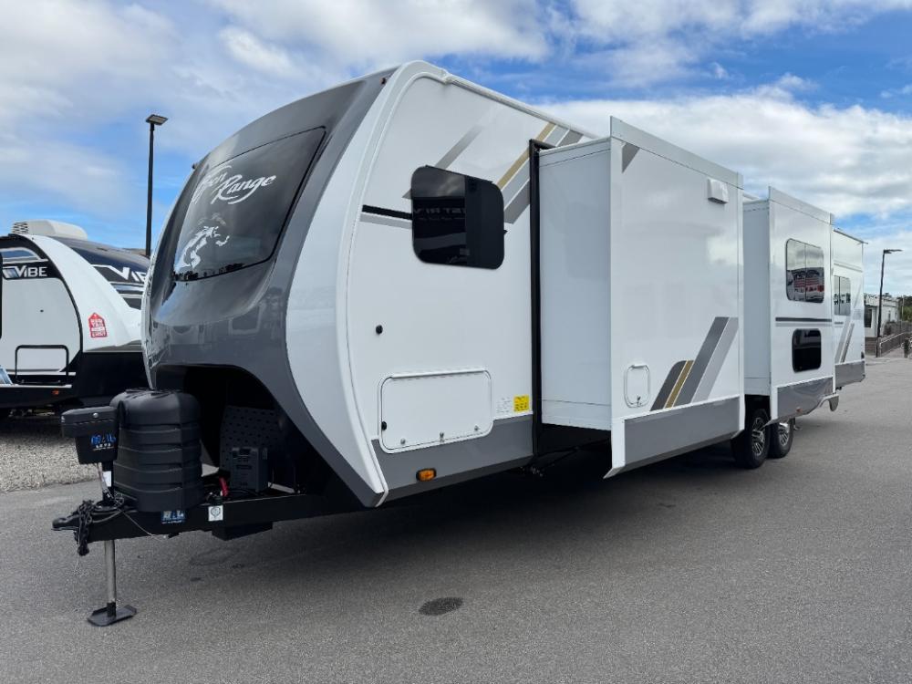 NEW 2026 Highland Ridge Open Range travel trailer 335RBS