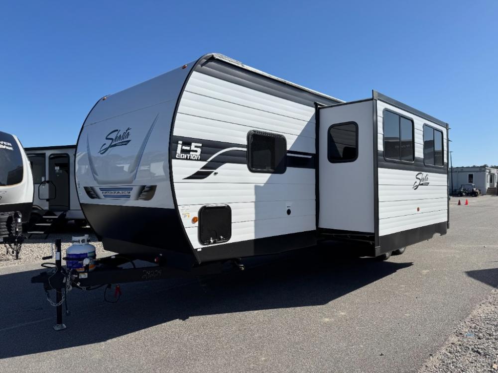 New 2026 Shasta i-5 Edition travel trailer 530BQB