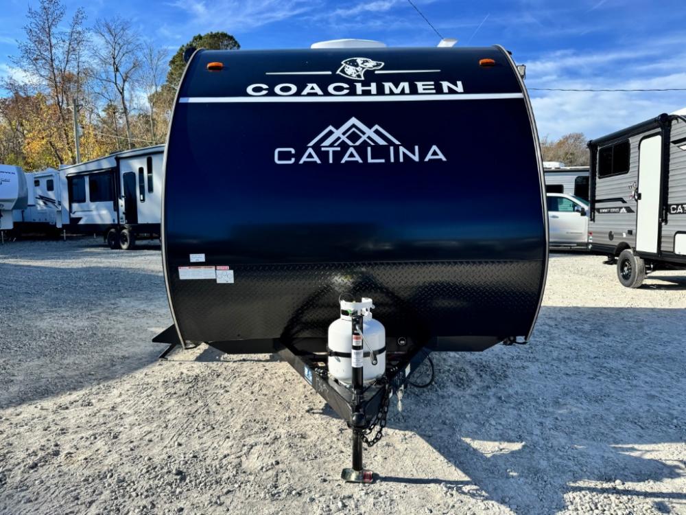 New 2026 Catalina Summit Series 7 travel trailer 134RKX