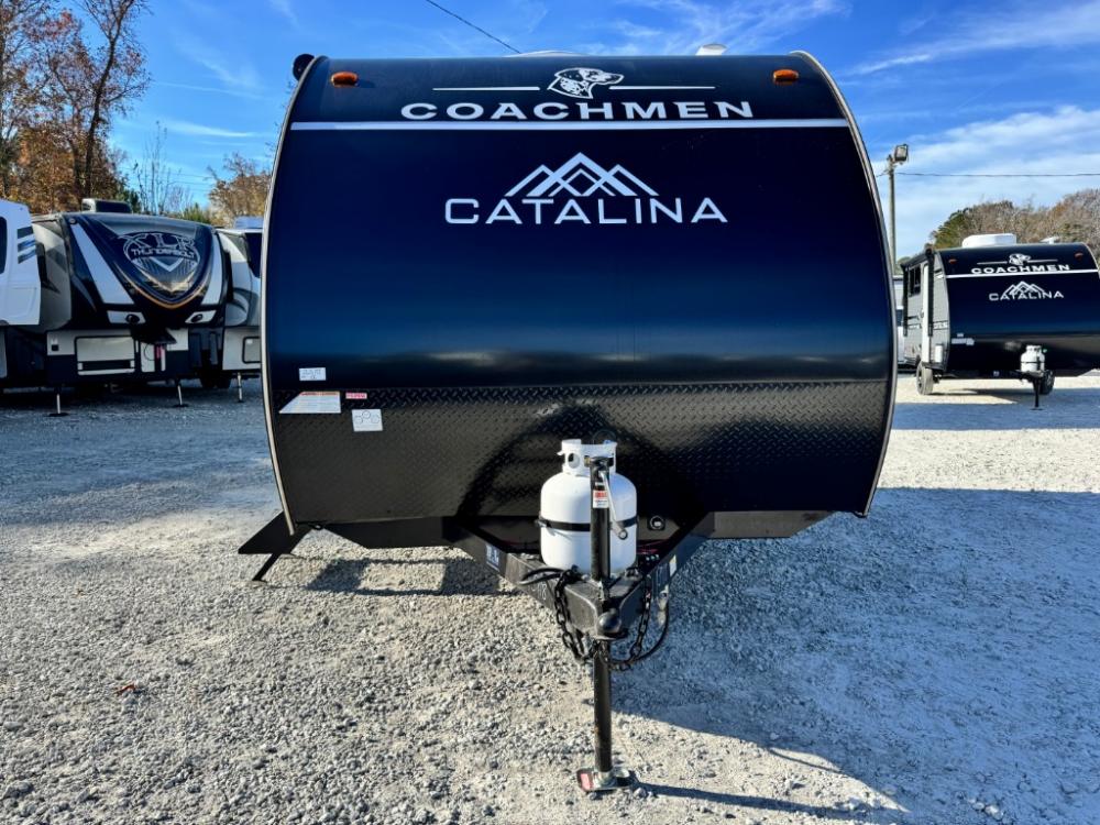 New 2026 Catalina Summit Series 7 travel trailer 134RDX