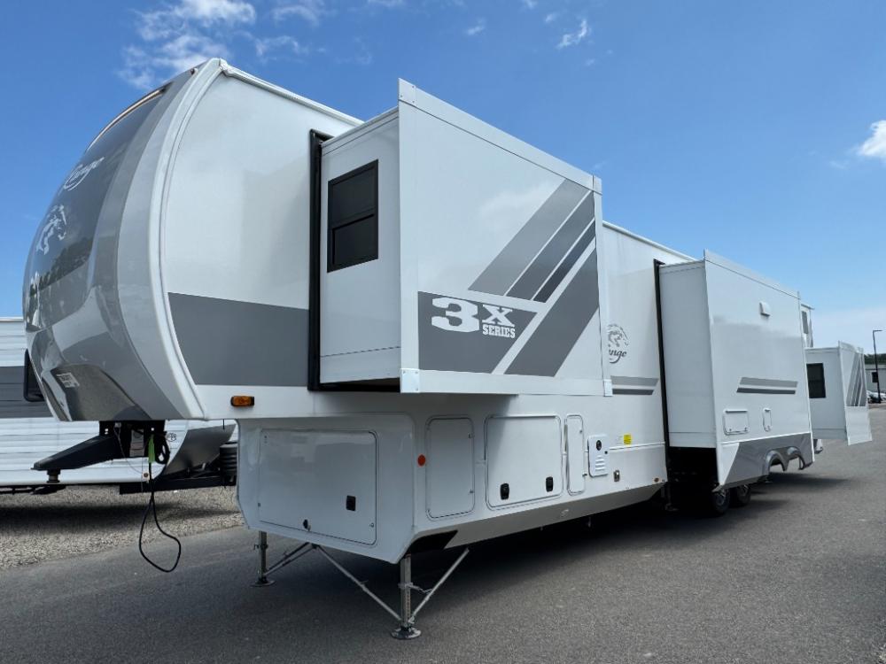 New 2026 Highland Ridge RV Open Range 3X fifth wheel 390TBS
