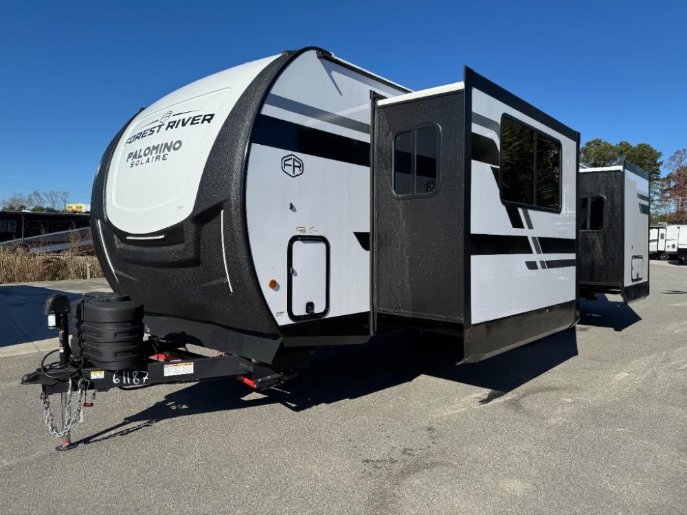 New 2026 Palomino SolAire travel trailer 3300FLBS