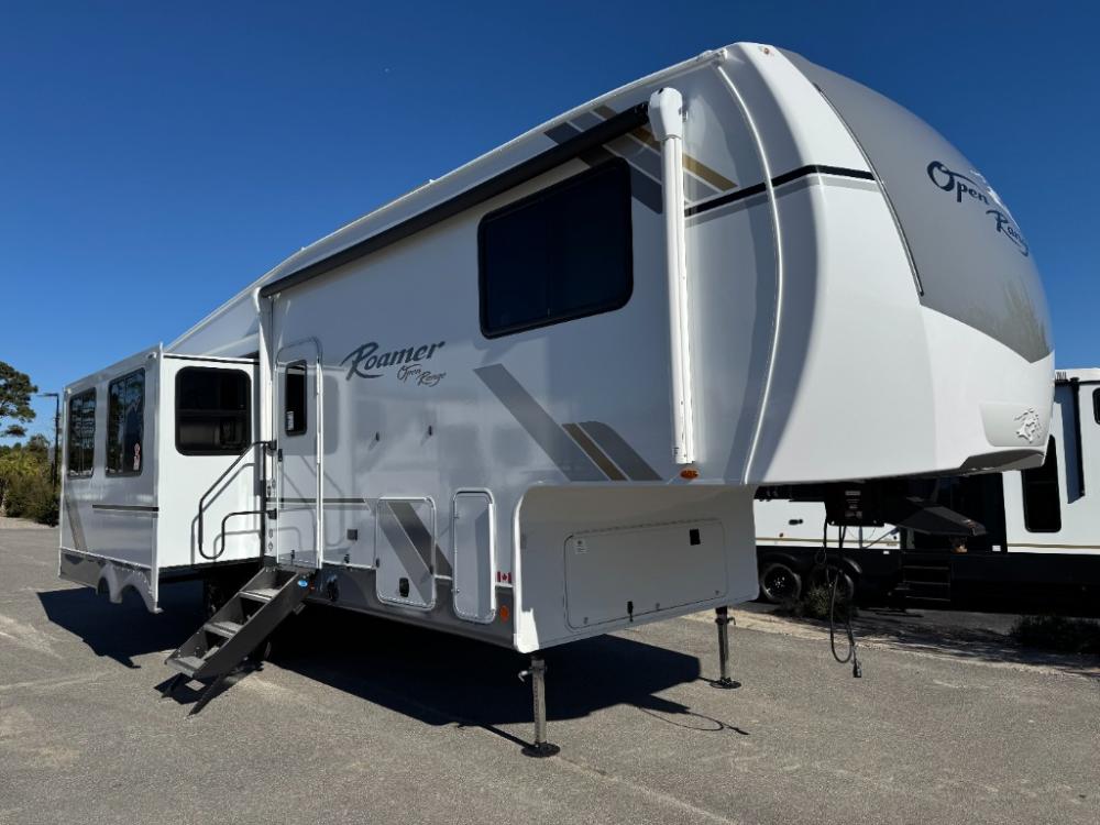 New 2026 Open Range RV Roamer fifth wheel 29RLDS
