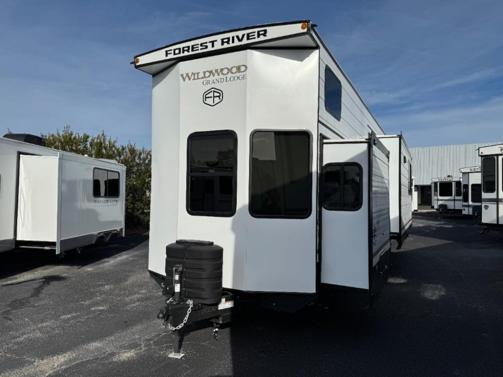 New 2026 Forest River Wildwood Lodge destination trailer 42ICE