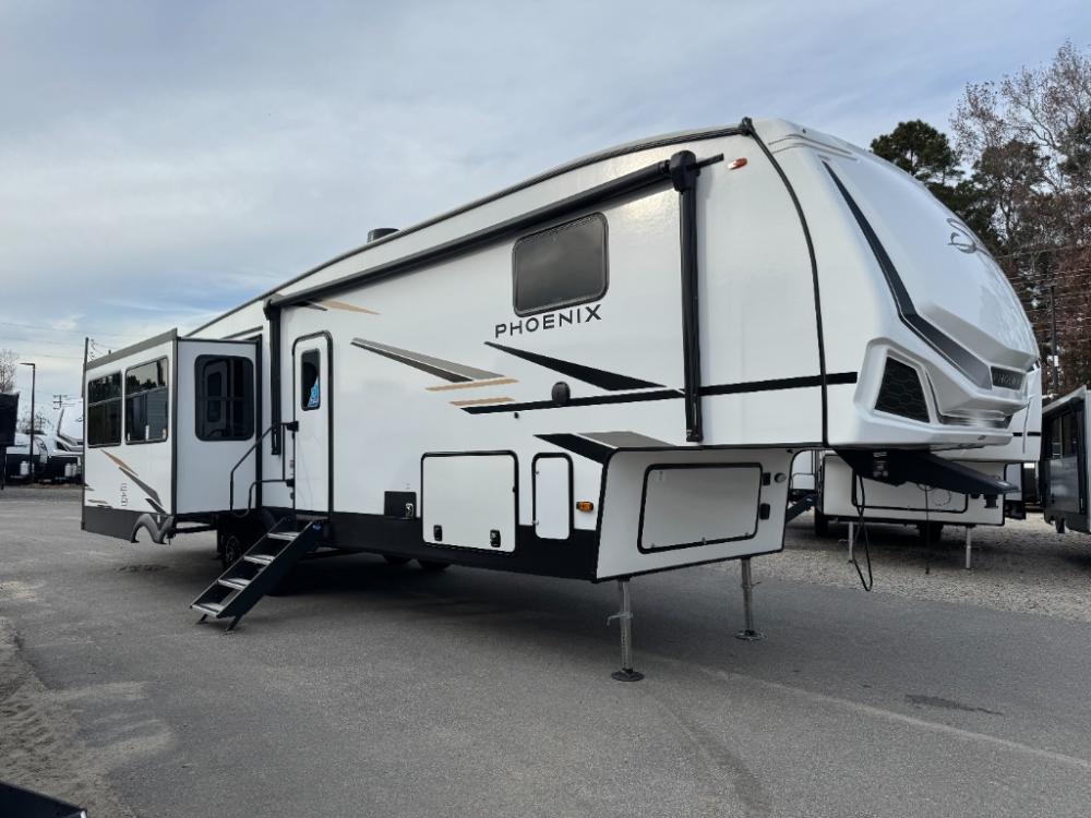 New 2026 Shasta RVs Phoenix fifth wheel 360BH