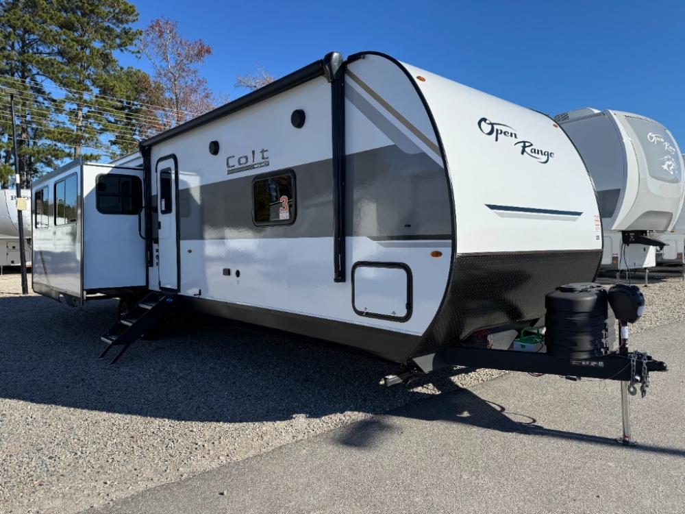 New 2026 Open Range RV Colt travel trailer 33RLT