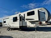 2025 Forest River RV Wildcat fifth wheel 35FL