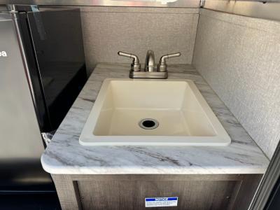 2022 Coachmen Brookstone fifth wheel 398MBL