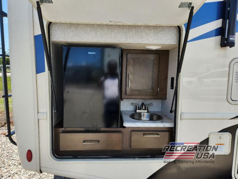 Used 2022 Thor Motor Coach Hurricane 29M Motor Home Class A at