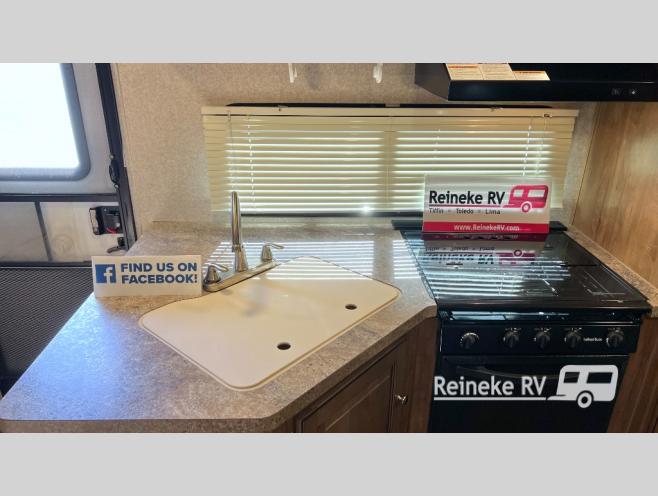 Used 2017 Forest River RV Rockwood Mini Lite 2504S Travel Trailer at ...