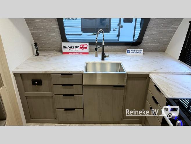 New 2025 Dutchmen RV Kodiak Ultimate 2921FKDS Travel Trailer at Reineke ...