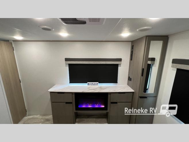 New 2025 Dutchmen RV Kodiak Ultimate 3371FLSL Travel Trailer at Reineke ...