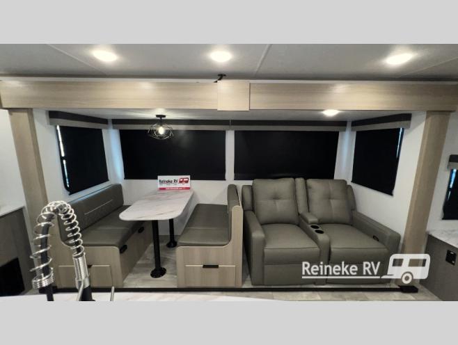 New 2025 Dutchmen RV Kodiak Ultimate 3371FLSL Travel Trailer at Reineke ...