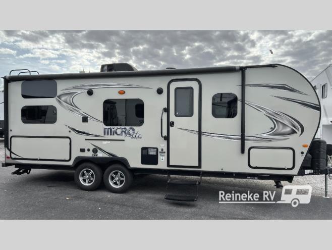 Used 2019 Forest River RV Flagstaff Micro Lite 25LB Travel Trailer at ...
