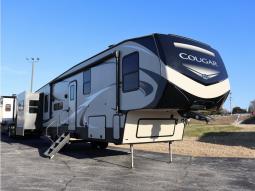 Used 2018 Keystone RV Cougar 366RDS Photo