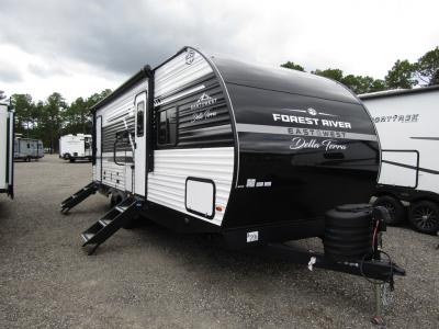 New 2026 EAST TO WEST Della Terra 241BH Photo