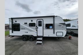 New 2025 Jayco Jay Flight SLX 210QB Photo