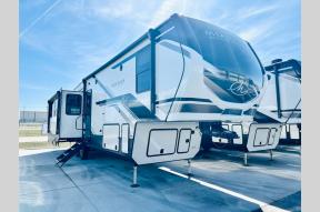 New 2024 Keystone RV Montana High Country 331RL Photo