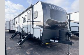 New 2024 Forest River RV Rockwood Ultra Lite 2616BH Photo