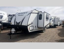 New 2024 CrossRoads RV Sunset Trail SS188BH Photo