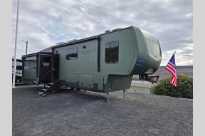 New 2025 Keystone RV Cougar 360MBI Hero Edition Photo