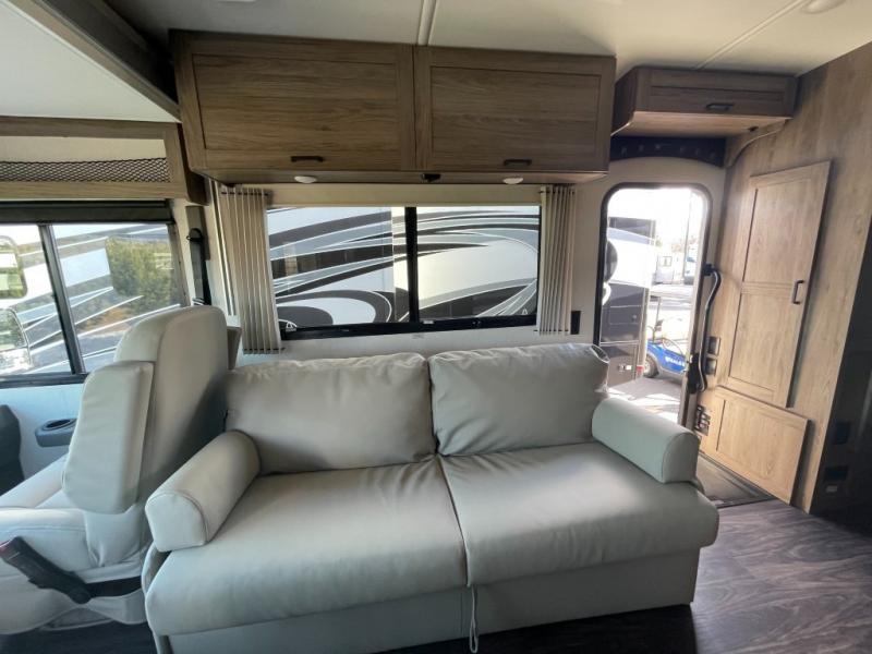 2024 Vista/31B/2024 image-16