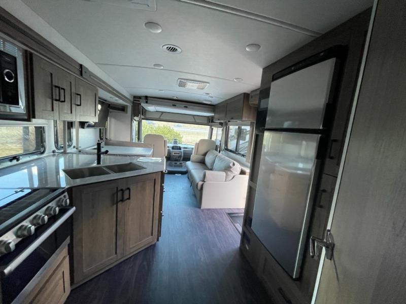 2024 Vista/31B/2024 image-14