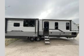 New 2025 Coachmen RV Catalina 323MAZE Photo
