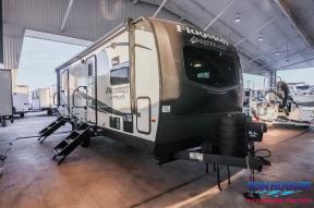 New 2025 Forest River RV Flagstaff Super Lite 26FKBS Photo