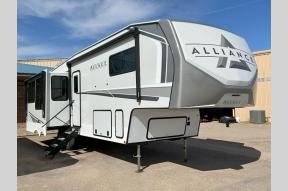 New 2025 Alliance RV Avenue 32RLS Photo