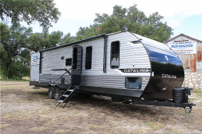 New 2025 Coachmen RV Catalina Legacy Edition 343BHTS Photo