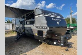 New 2025 Coachmen RV Catalina Legacy Edition 343BHTS Photo