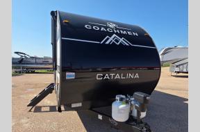 New 2025 Coachmen RV Catalina Summit Series 8 261BHS Photo