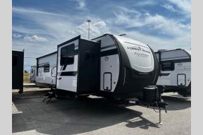 New 2026 Palomino SolAire Ultra Lite 3300FLBS Photo