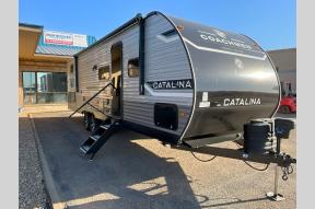 New 2025 Coachmen RV Catalina Legacy Edition 293QBCK Photo