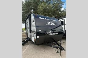 New 2025 Coachmen RV Catalina Summit Series 7 164BHX Photo