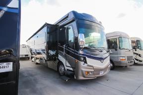 Used 2018 Fleetwood RV Discovery LXE 39F Photo