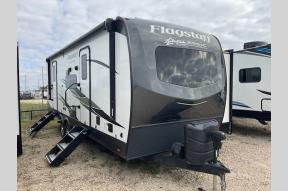 Used 2023 Forest River RV Flagstaff Classic 826RBS Photo