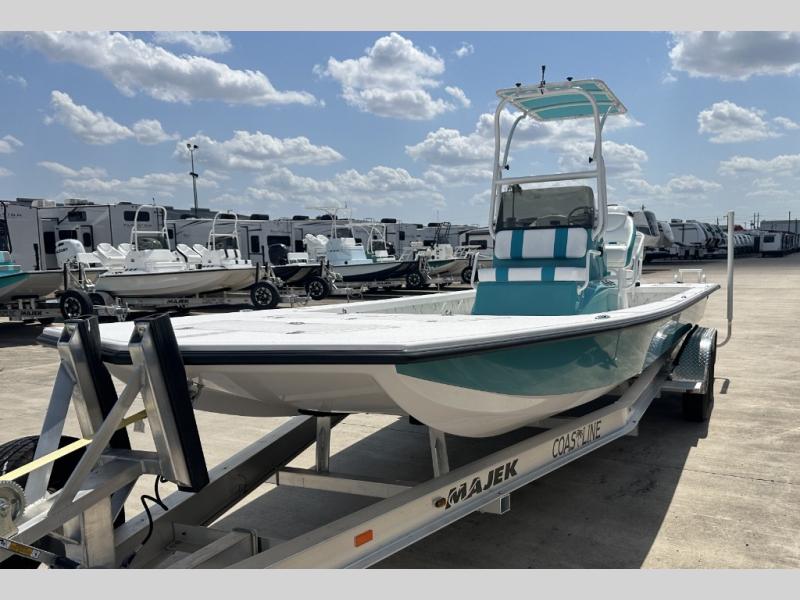 New 2024 Majek 25 Illusion Bay Boat at Ron Hoover RV & Marine Centers ...