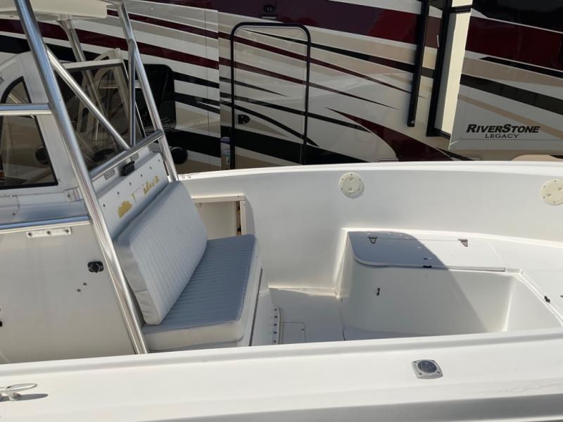 Used 1993 Mako 241 Offshore Boat at Ron Hoover RV & Marine Centers ...