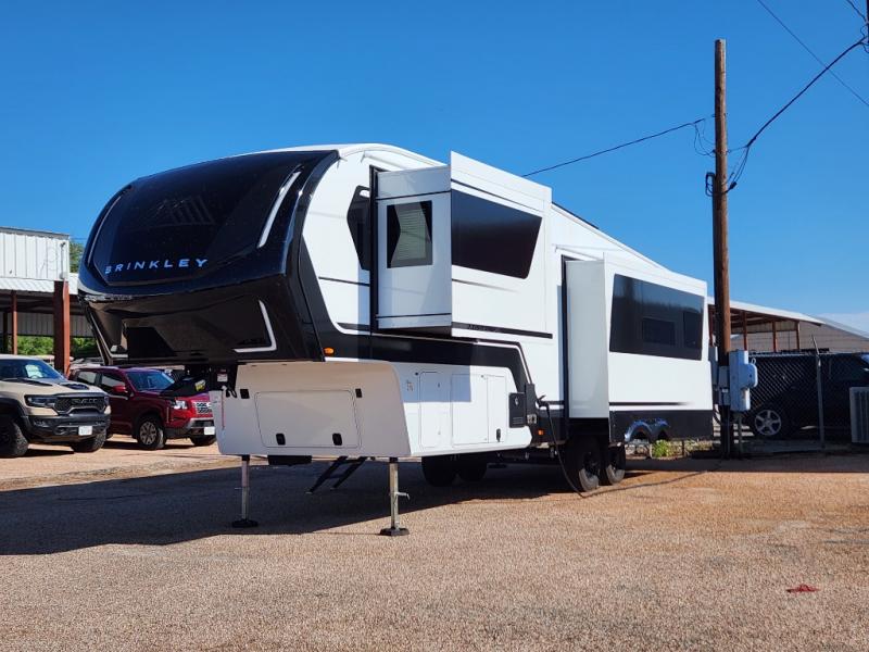 Used 2024 Brinkley Z 3100 Fifth Wheel at Ron Hoover RV & Marine Centers